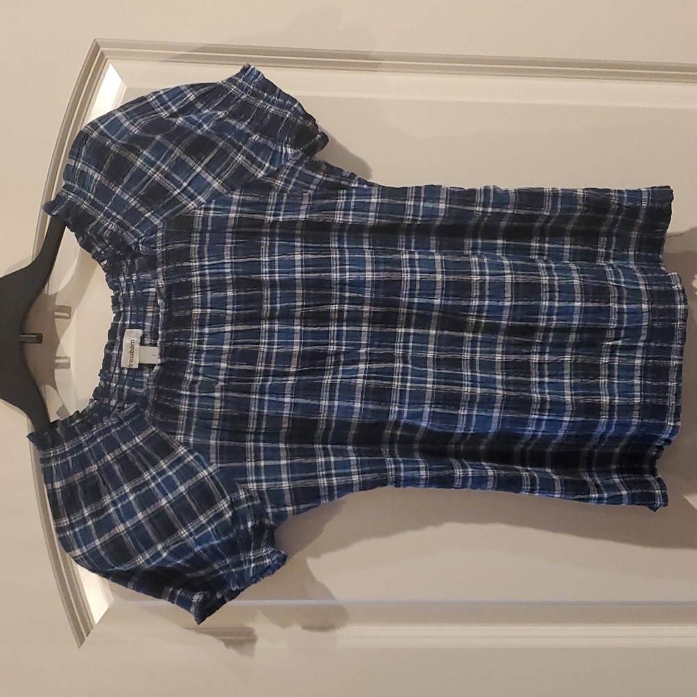peasant top .... like new condition